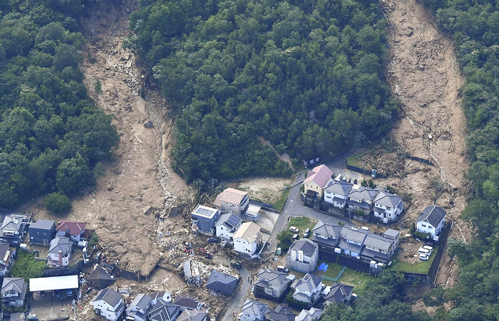 土砂災害とは？3つの種類別の原因や警戒区域で身を守るための対策もご解説