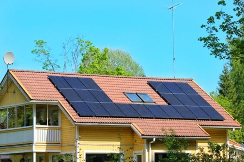 太陽光発電は停電時に使えない？災害時の自立運転の使い方と蓄電池の必要性